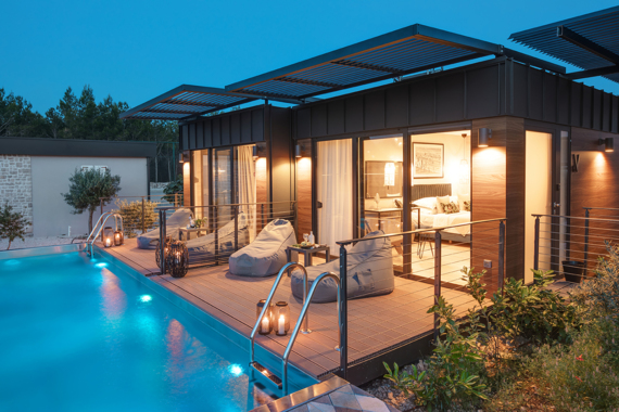 Vineyard Cottage with Shared Pool 